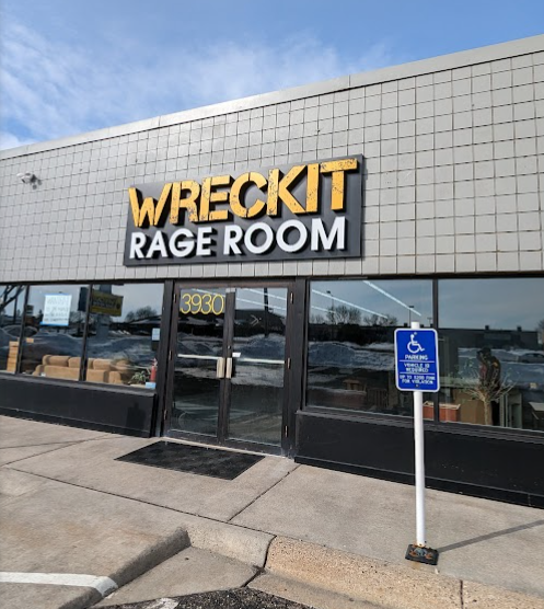 rage room en minnesota cerca de mi que hablen español